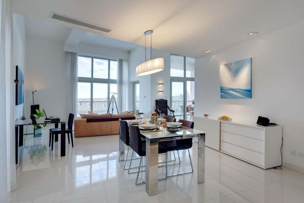 Marvellous Apartment In Tigne Point สลีมา ภายนอก รูปภาพ